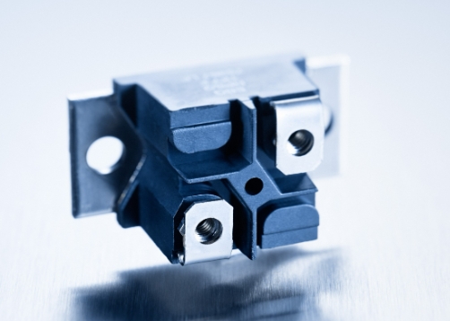 HPS150超长爬电结构法蓝底板平面（厚膜、无感设计）中功率电阻