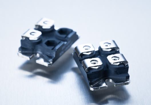 HXP200 SOT-227法蓝底板平面（厚膜、无感设计）中功率电阻