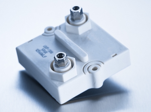 UXP300平面（厚膜、无感设计）大功率电阻器