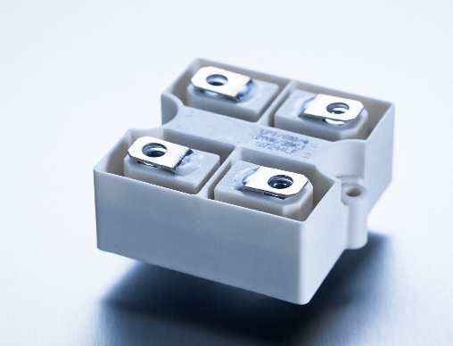 UPT600平面（厚膜、无感设计）大功率电阻器