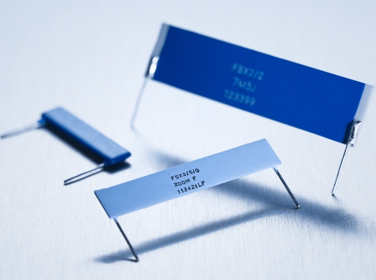 FSX/FBX系列片式厚膜无感高压电阻器